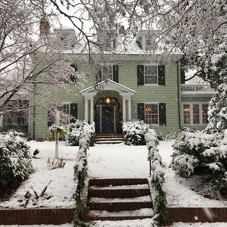 Colonial Capital B&B Уилямсбърг Екстериор снимка